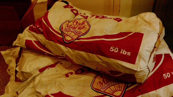 Des sacs de patates de 50 lbs.
