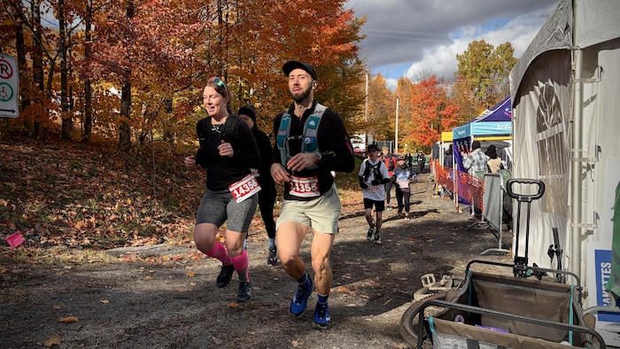 Des coureurs au Bromont Ultra. 
