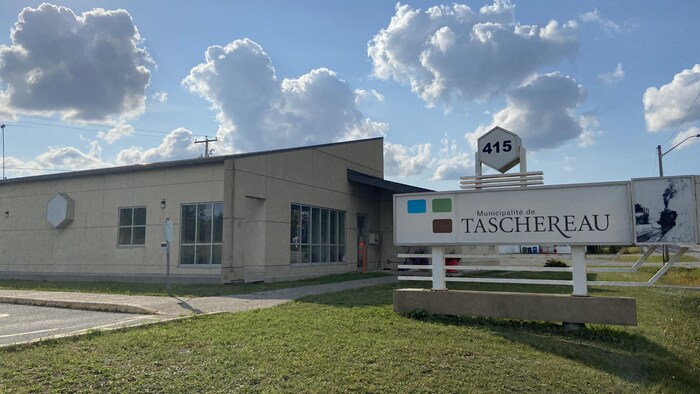 Le bureau municipal de Taschereau.
