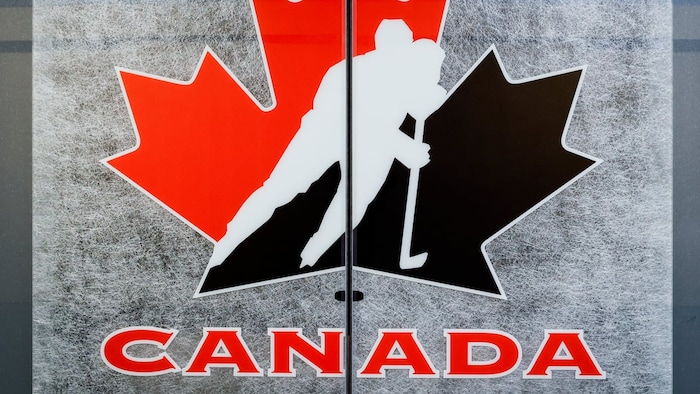 Le logo de Hockey Canada.