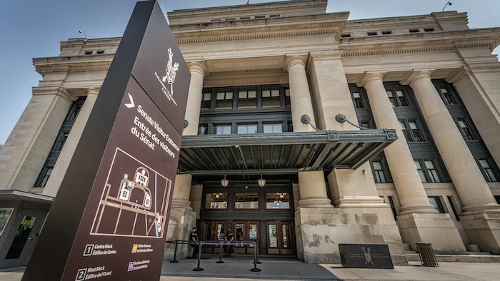 L’extérieur de l'Édifice du Sénat du Canada.