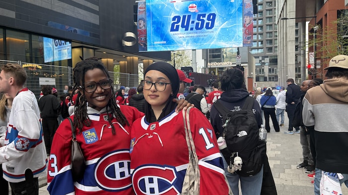 Fatima Zahra Khalfi et Kelly-Ann Ernest, deux fans du Canadien.