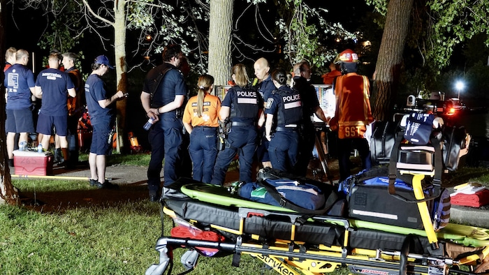 Policiers, gardes-côtes et agents du SIM mobilisés après une double noyade dans le canal Lachine.