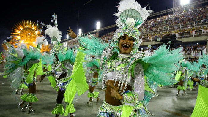 Le carnaval de Rio de Janeiro reporte en raison du coronavirus