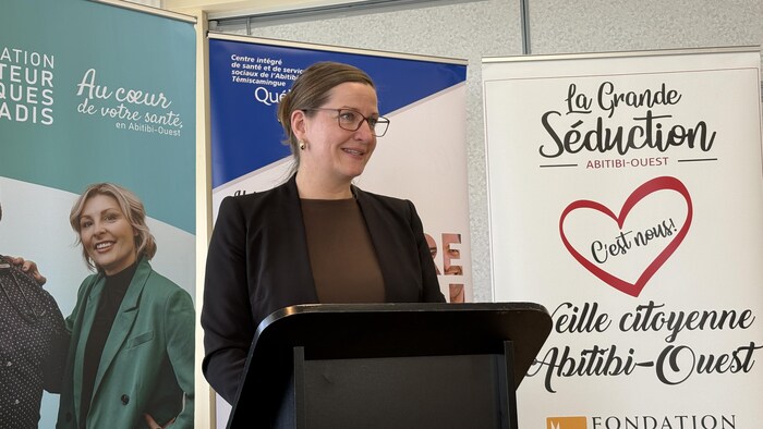Caroline Roy a souligné dans son discours l'importance de la solidarité locale dans le maintien et le développement des soins de santé en Abitibi-Témiscamingue.