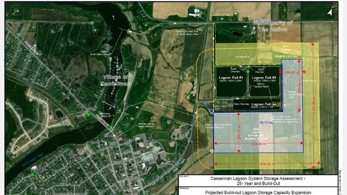 Une carte qui montre l'emplacement des lagunes d'eaux usées et d'eau traitée de Casselman, avec le territoire qui pourrait servir si les lagunes doivent être élargies. 