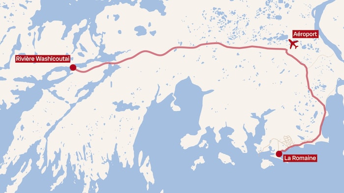 Une carte montre le tracé de la route 138 qui relie la rivière Washicoutai et La Romaine.