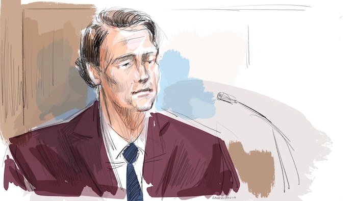 Un croquis de Carter Hart, en complet, à la barre des témoins.