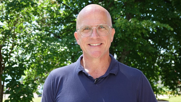 The Casa Managing Director, Allen Richards, who smiles on the camera.