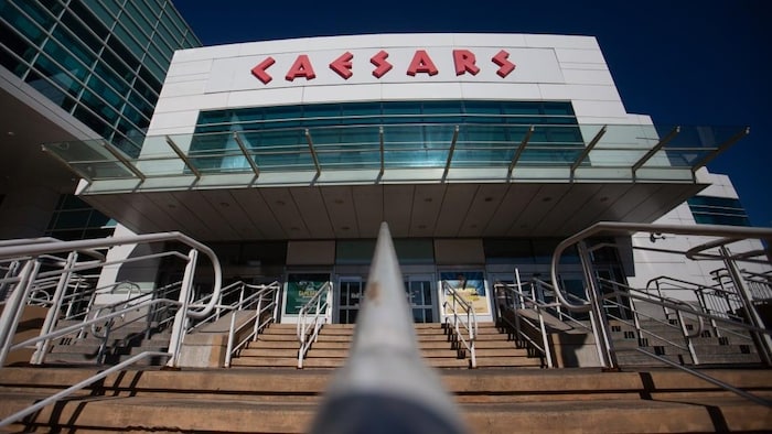 Façade extérieure du casino Caesars à Windsor.