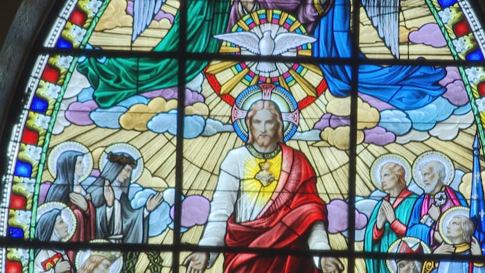 Un vitrail d'église.