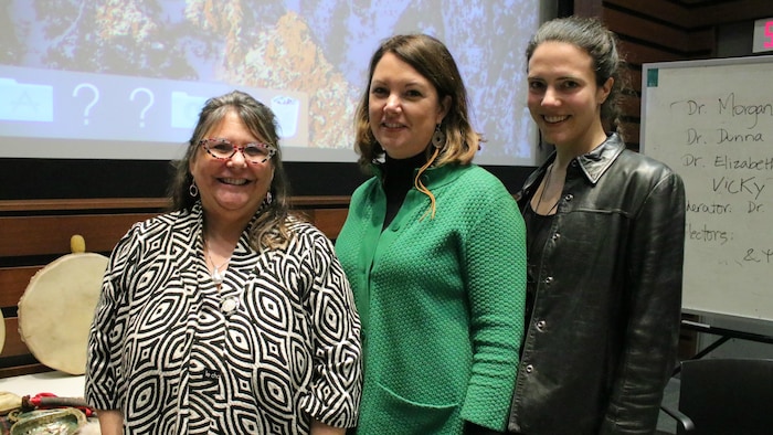 Catherine Richardson, Elizabeth Fast et Faye Mullen, de l'Université Concordia, font partie des employés autochtones de cet établissement.