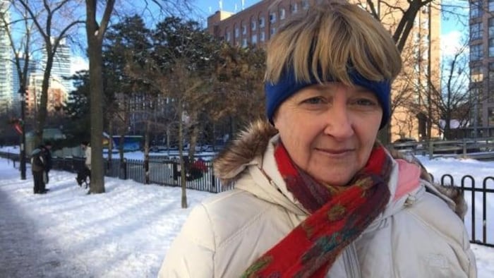 Cathy Crowe en hiver à Toronto.