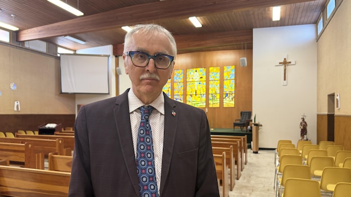 Roger Lepage dans la Paroisse Saint-Jean-Baptiste de Regina.
