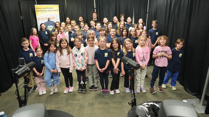 Une chorale d'enfants.