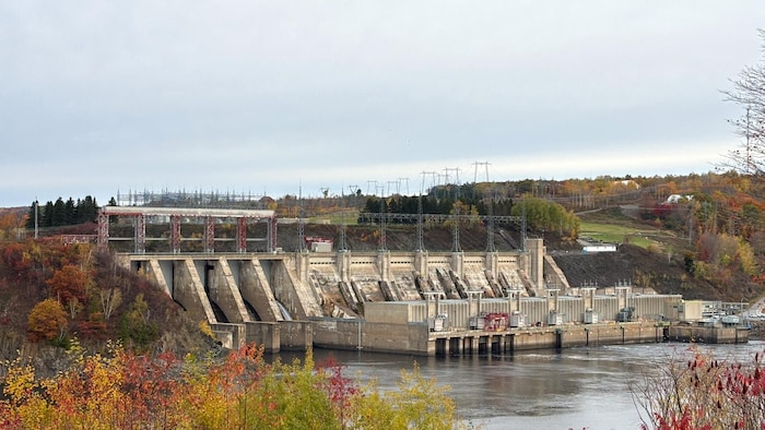 Un barrage hydroélectrique.