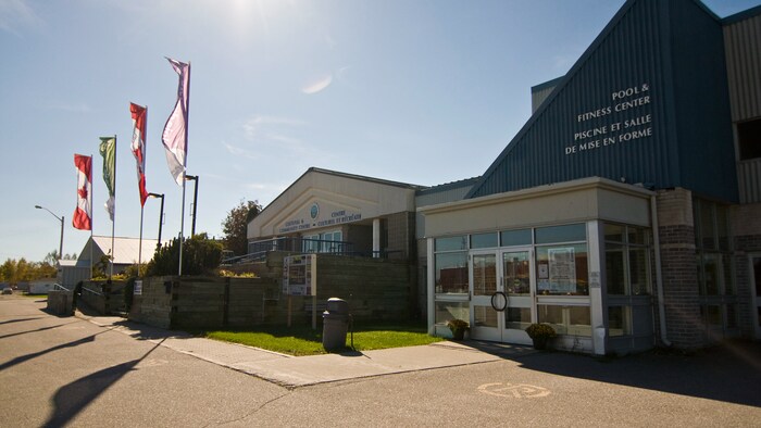 Le Centre communautaire et récréatif de Nipissing Ouest.