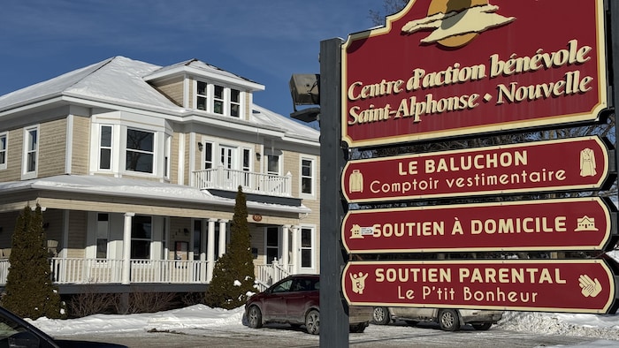 Le Centre d'action bénévole Saint-Alphonse-Nouvelle.