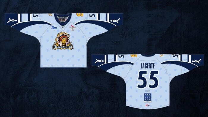 Des croquis d’un chandail des Cataractes de Shawinigan.