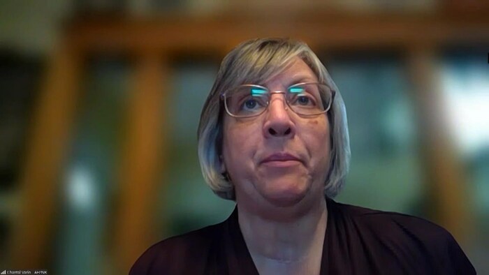 Chantal Varin interviewée par vidéoconférence.