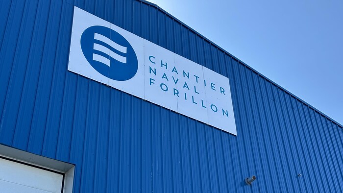 Les installations du Chantier naval Forillon à Rivière-au-Renard.
