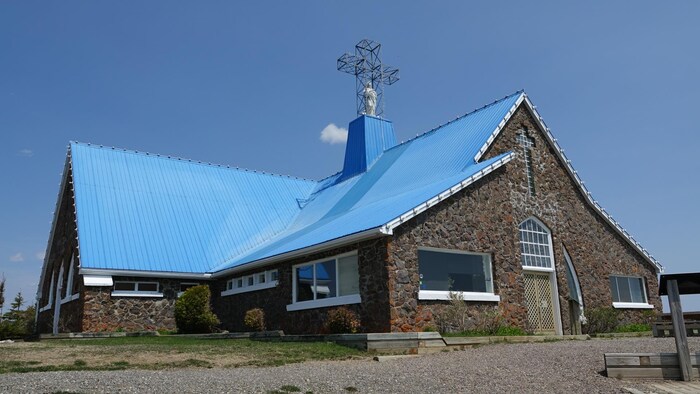 La chapelle l'été.