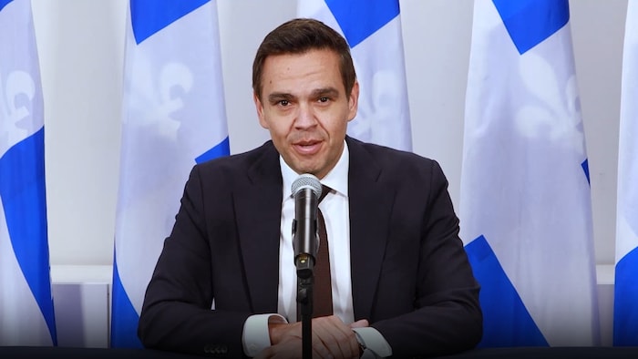 Un arrêt sur image dans la vidéo de M. Milliard.