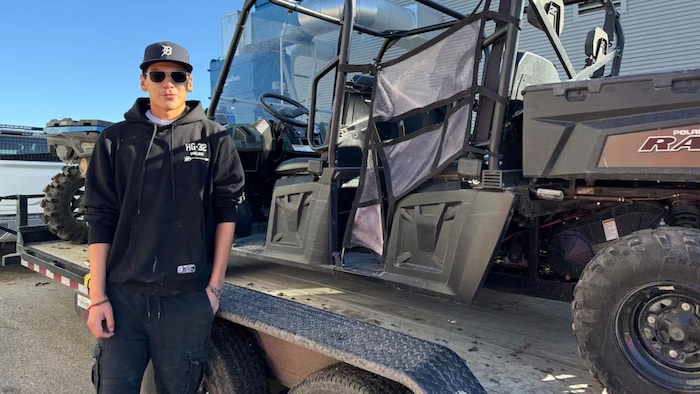 Aidan Traverse, 18 ans, est élève à l'école secondaire de Fisher River.
