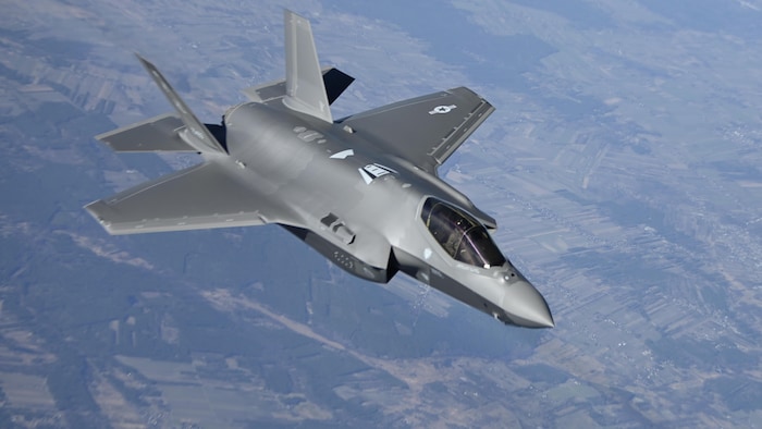 Ottawa autorise l'achat de 16 chasseurs F-35, au coût de 7 milliards $