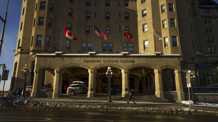 Le Château Laurier, en hiver.
