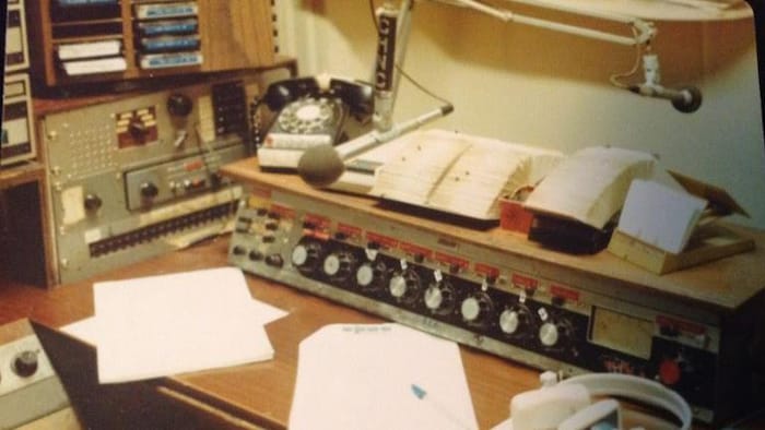 La station de radio fondée en 1933 à New Carlisle possède une riche histoire.