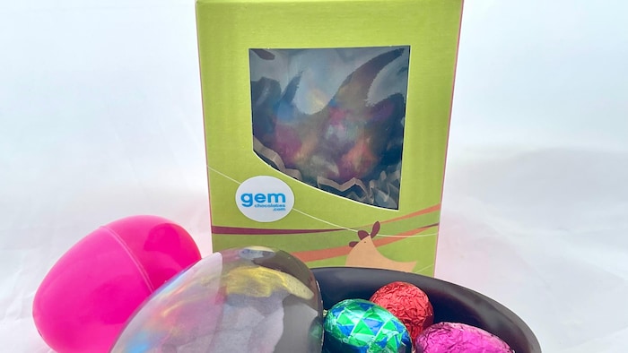Des œufs de Pâques de Gem Chocolates.