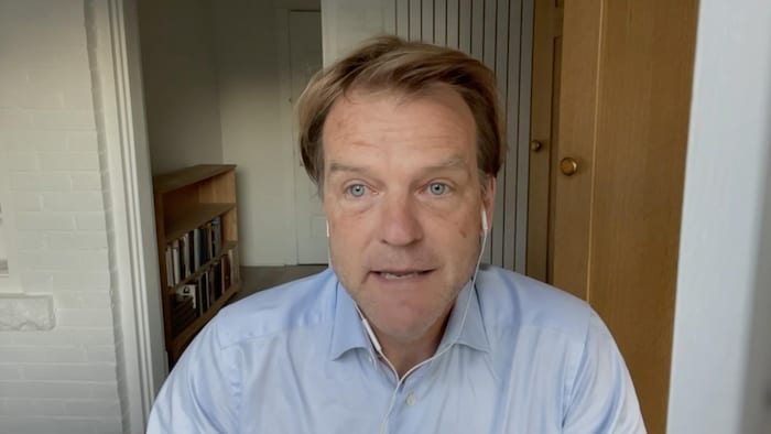 Chris Alexander en vidéoconférence.