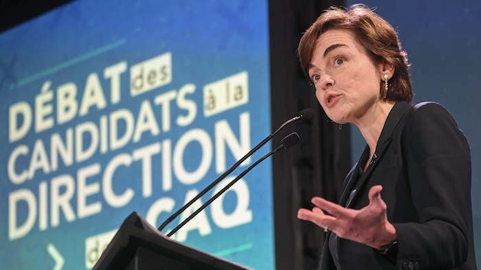 Christine Fréchette sur scène.