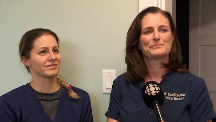 Deux femmes interviewées.