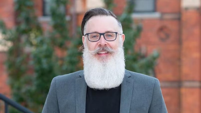 Christopher Schneider.