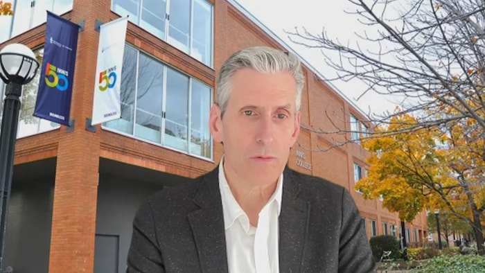 Portrait de Charlie Keil