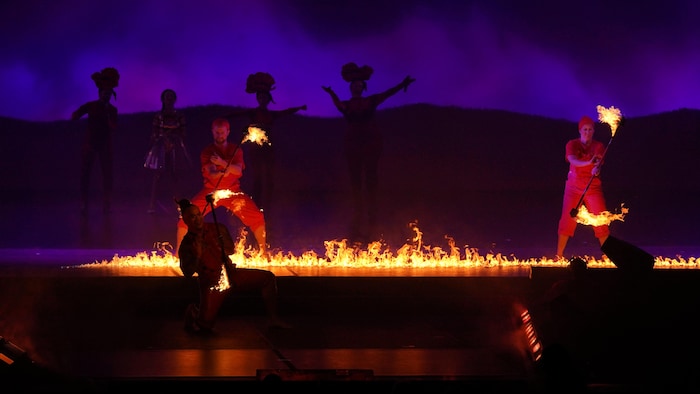 Le spectacle du Cirque du Soleil Vive nos divas en images | Radio-Canada