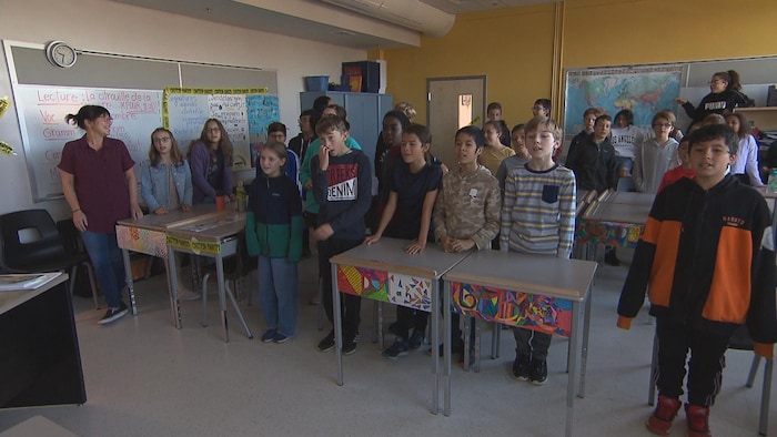 Des écoliers de 6e année de l'école St-Donat à Montréal. 