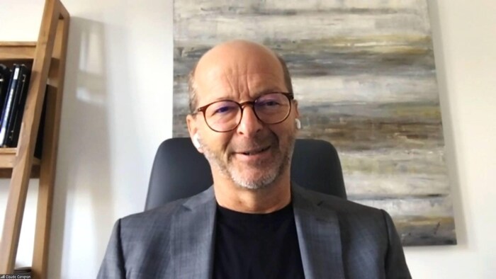 Claude Carignan en entrevue par webcam.