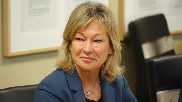 Claudine Bouchard.