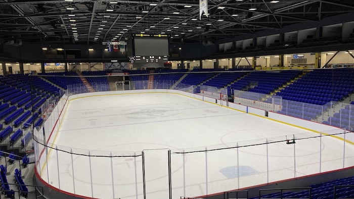 La glace du Colisée Vidéotron.