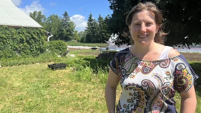 Une membre de la Communauté le Manoir.