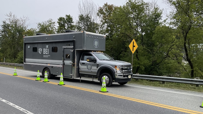 Un camion du Bureau des enquêtes indépendantes.