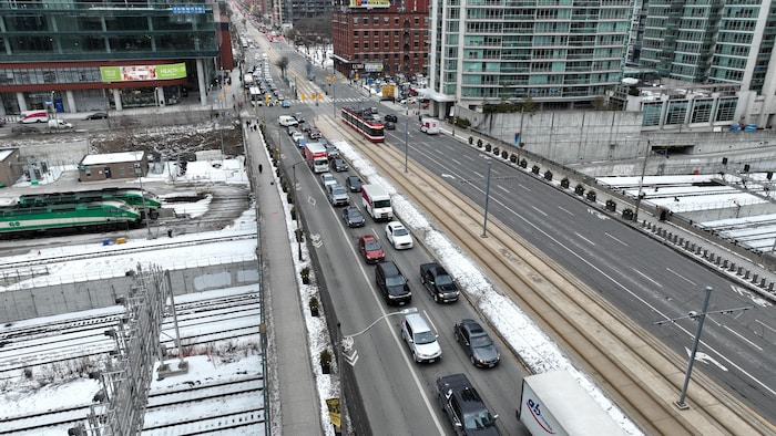 Un bouchon sur l'avenue Spadina, à Toronto.