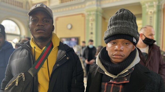 Des réfugiés d'origine congolaise, rencontrés en Pologne.