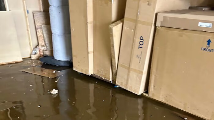 Un stock inondé.