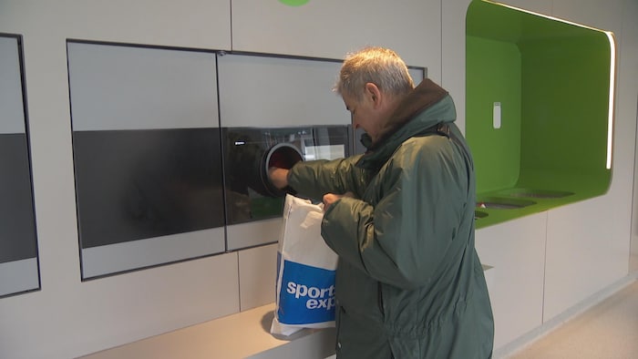 L’avantage d’un tel lieu de retour par rapport aux épiceries réside dans le volume qui peut y être récupéré, dit-on.