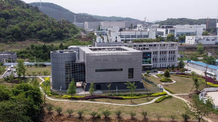 Photo aérienne du laboratoire de type P4 de l'Institut de virologie de Wuhan, en Chine centrale. Il s'agit d'un des rares laboratoires à sécurité maximale où peuvent être manipulés des pathogènes dangereux.