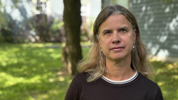 Isabelle Stébenne à l'extérieur en septembre.